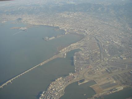 End of the Bay Bridge, looking towards Berkeley<br>Location: <a href="https://www.google.com/maps/search/?api=1&query=37.78664,-122.34318" target="_new">Over California</a>